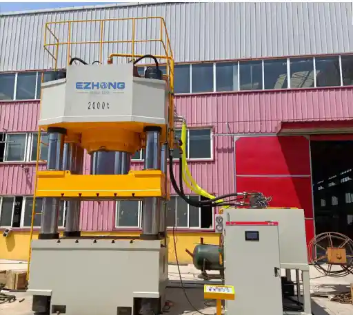 Einfache Vier-Säulen Hydraulikpresse