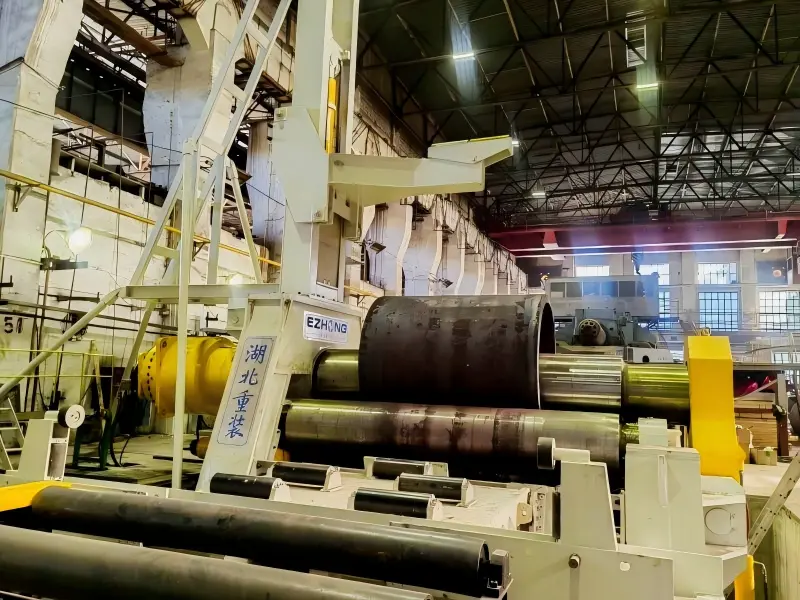CNC-Hydraulische 4-Roll-Plattenwalzmaschine