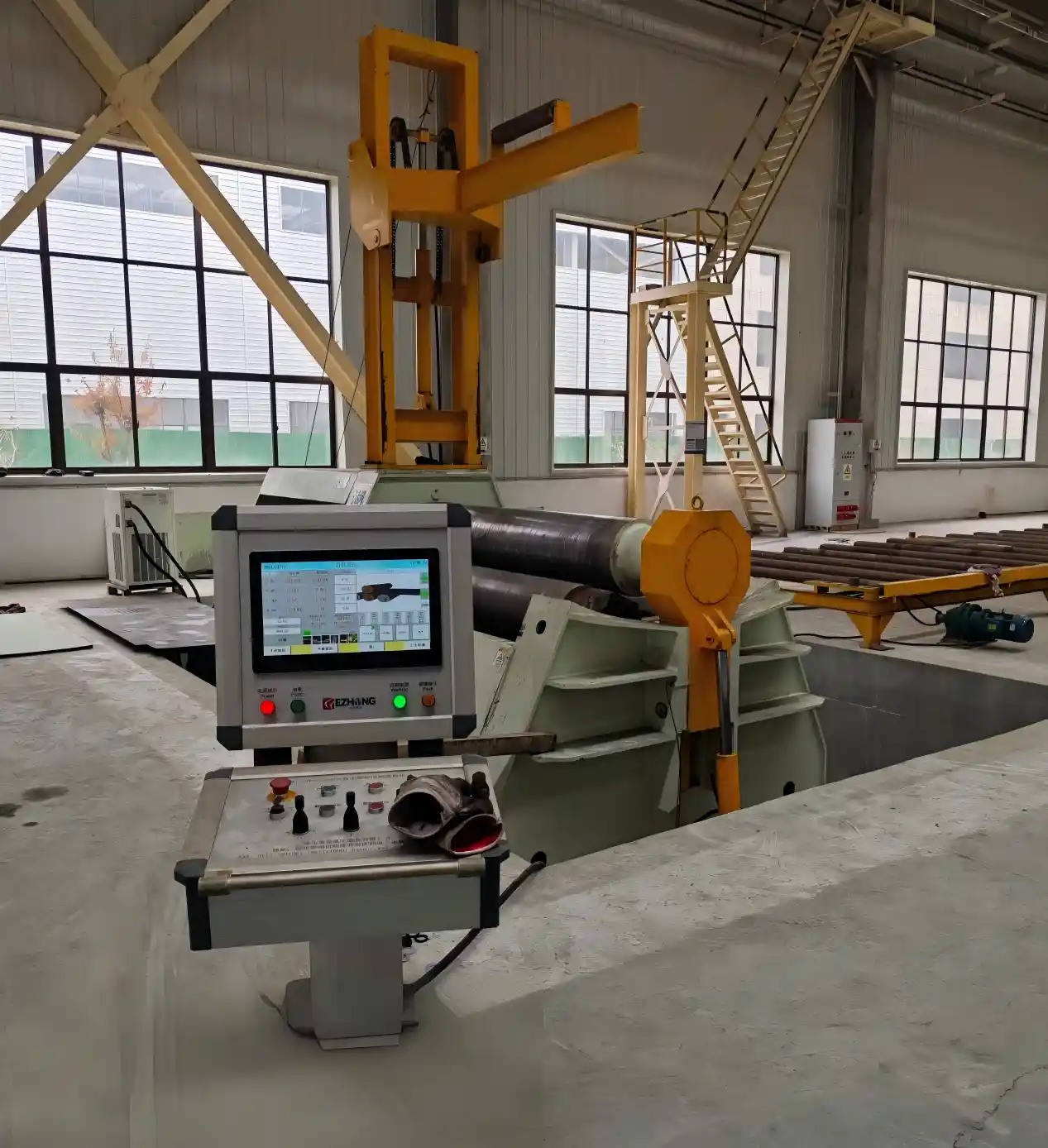 CNC 4-Rollen-Plattenbiegemaschine
